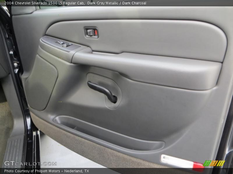 Dark Gray Metallic / Dark Charcoal 2004 Chevrolet Silverado 1500 LS Regular Cab