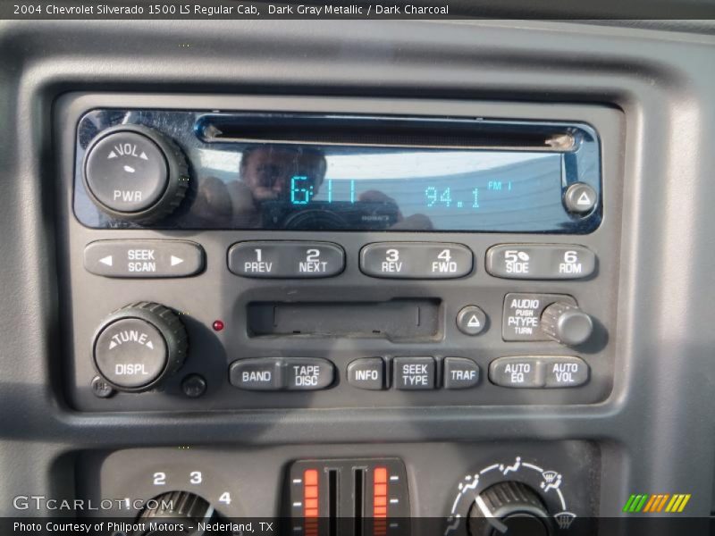 Dark Gray Metallic / Dark Charcoal 2004 Chevrolet Silverado 1500 LS Regular Cab
