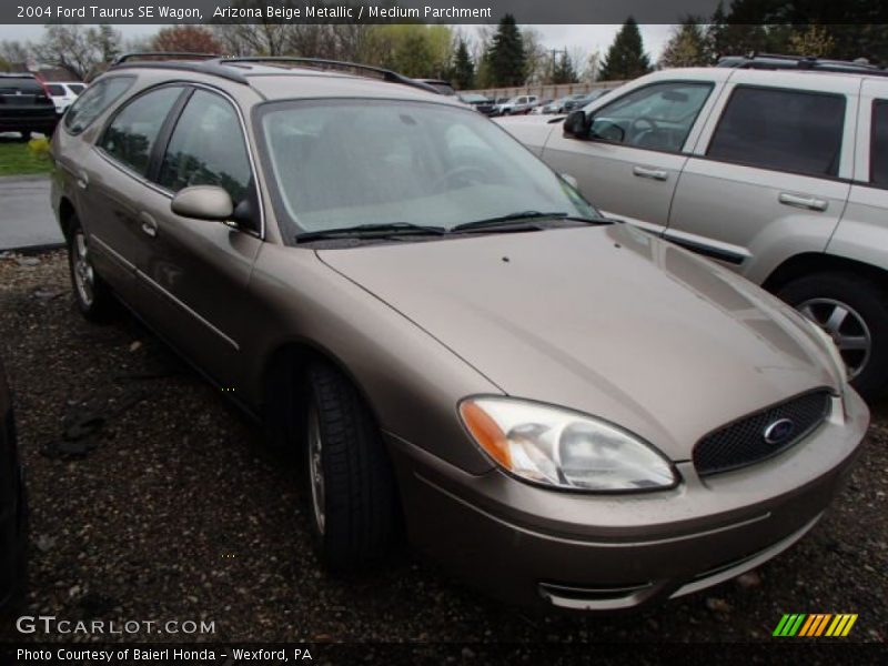 Arizona Beige Metallic / Medium Parchment 2004 Ford Taurus SE Wagon