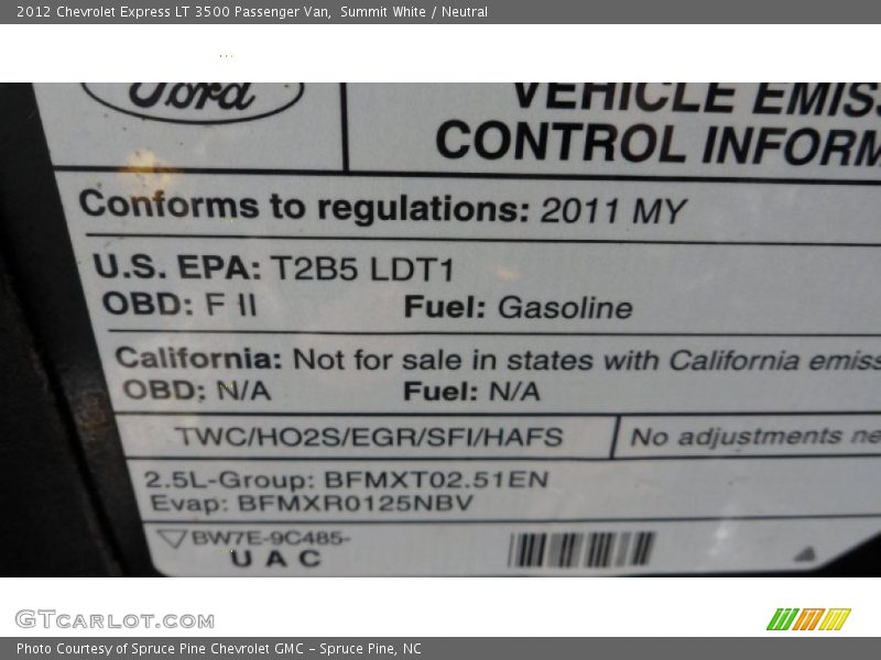 Summit White / Neutral 2012 Chevrolet Express LT 3500 Passenger Van
