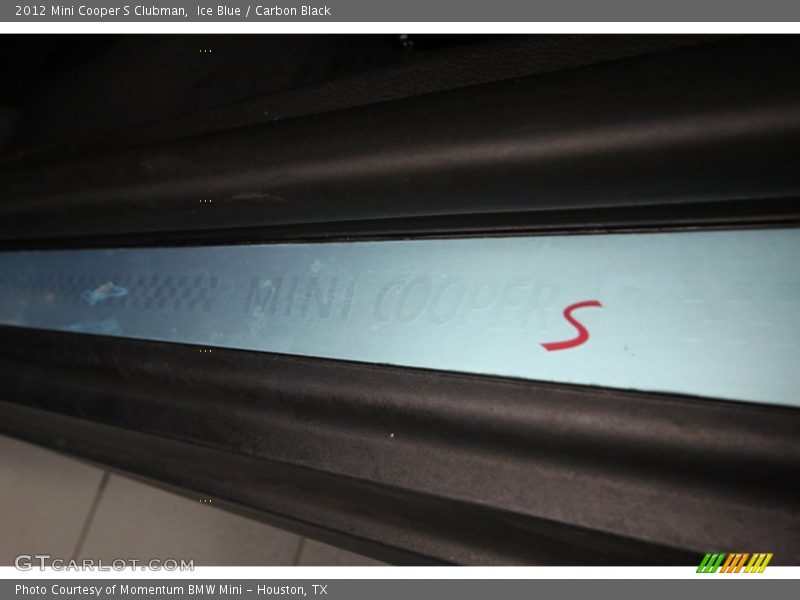 Ice Blue / Carbon Black 2012 Mini Cooper S Clubman