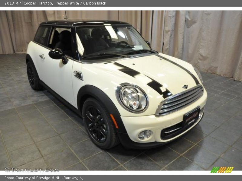 Pepper White / Carbon Black 2013 Mini Cooper Hardtop