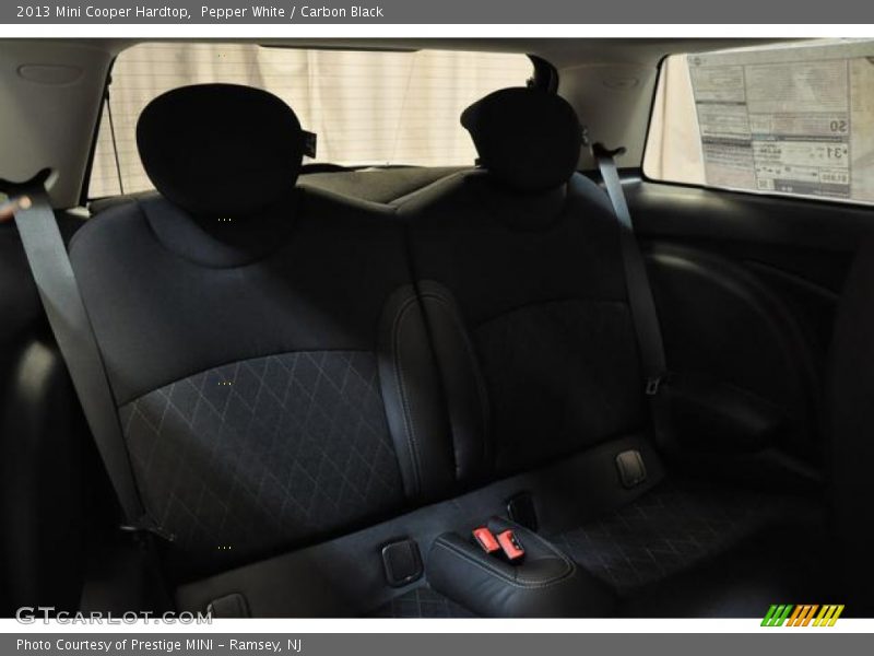 Pepper White / Carbon Black 2013 Mini Cooper Hardtop