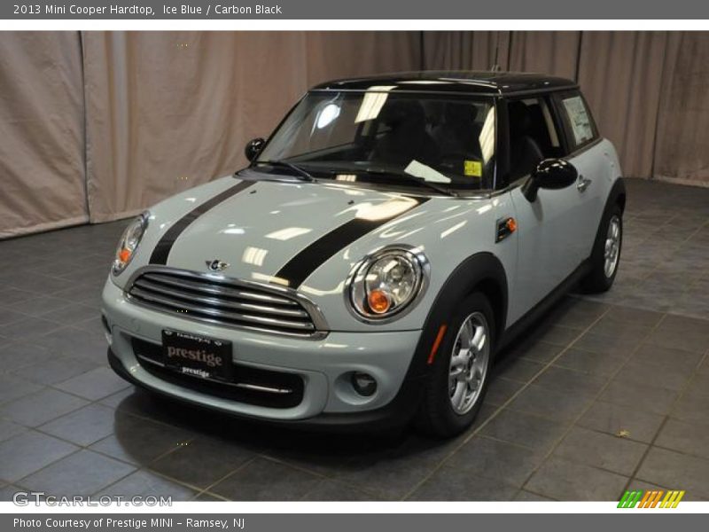 Ice Blue / Carbon Black 2013 Mini Cooper Hardtop