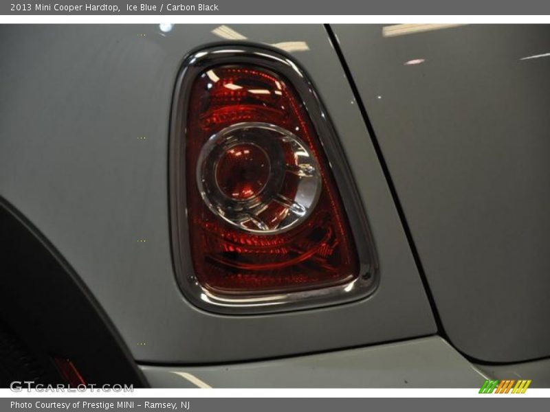 Ice Blue / Carbon Black 2013 Mini Cooper Hardtop