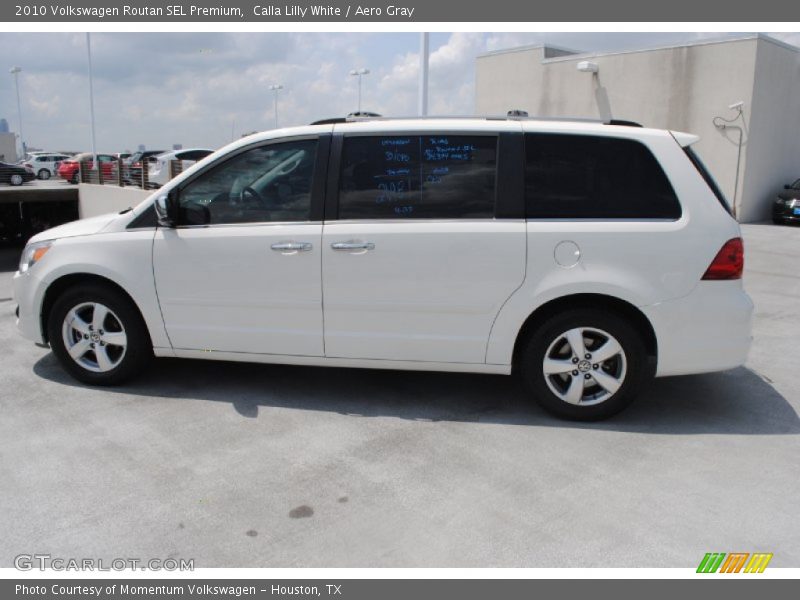 Calla Lilly White / Aero Gray 2010 Volkswagen Routan SEL Premium