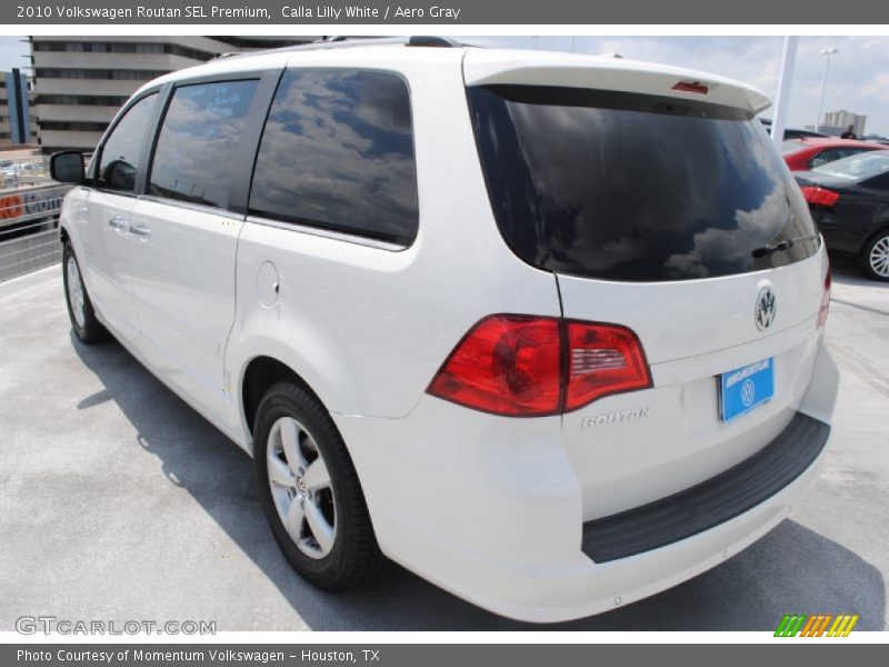 Calla Lilly White / Aero Gray 2010 Volkswagen Routan SEL Premium