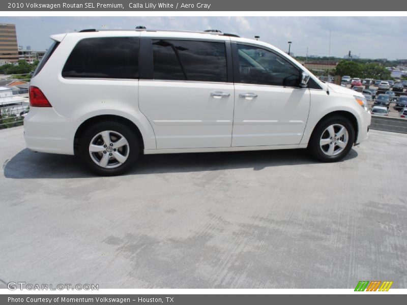 Calla Lilly White / Aero Gray 2010 Volkswagen Routan SEL Premium
