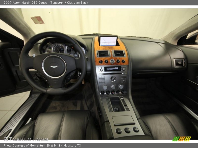 Dashboard of 2007 DB9 Coupe