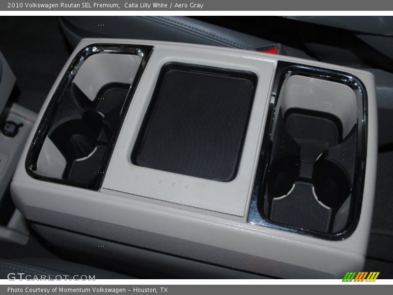 Calla Lilly White / Aero Gray 2010 Volkswagen Routan SEL Premium