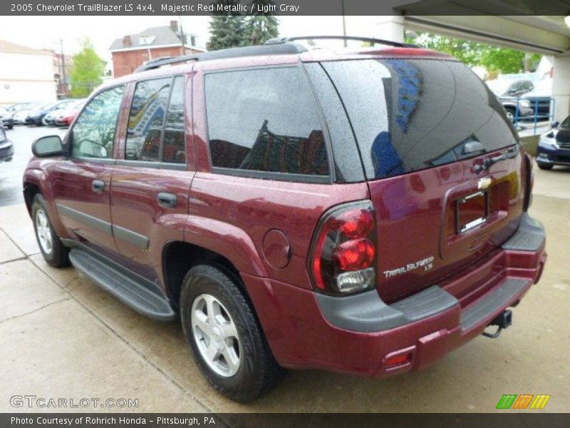 Majestic Red Metallic / Light Gray 2005 Chevrolet TrailBlazer LS 4x4