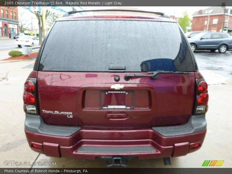 Majestic Red Metallic / Light Gray 2005 Chevrolet TrailBlazer LS 4x4