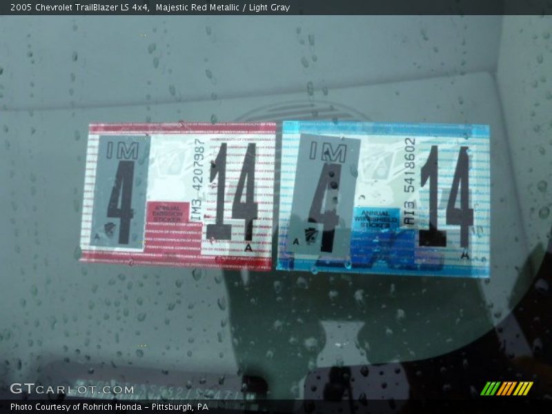 Majestic Red Metallic / Light Gray 2005 Chevrolet TrailBlazer LS 4x4