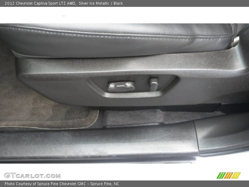 Silver Ice Metallic / Black 2012 Chevrolet Captiva Sport LTZ AWD