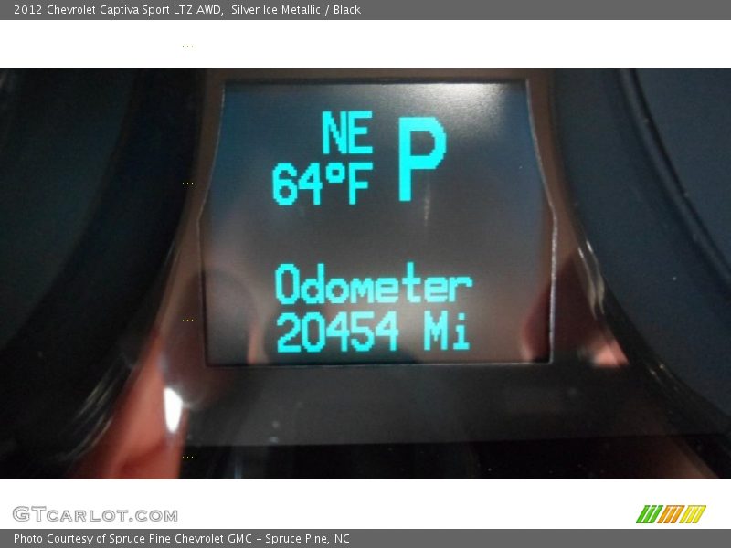 Silver Ice Metallic / Black 2012 Chevrolet Captiva Sport LTZ AWD