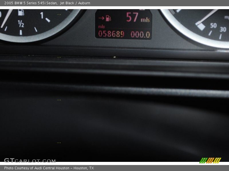 Jet Black / Auburn 2005 BMW 5 Series 545i Sedan