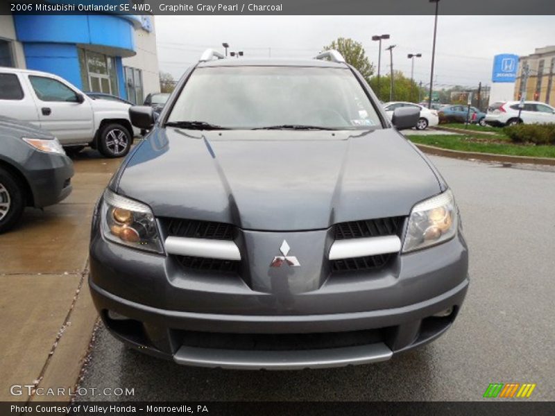 Graphite Gray Pearl / Charcoal 2006 Mitsubishi Outlander SE 4WD
