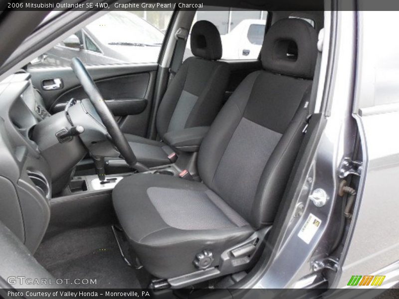 Graphite Gray Pearl / Charcoal 2006 Mitsubishi Outlander SE 4WD