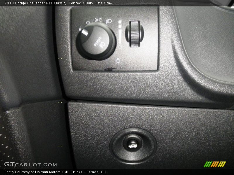 TorRed / Dark Slate Gray 2010 Dodge Challenger R/T Classic