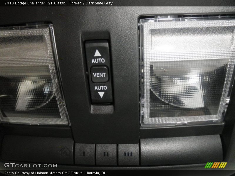 TorRed / Dark Slate Gray 2010 Dodge Challenger R/T Classic