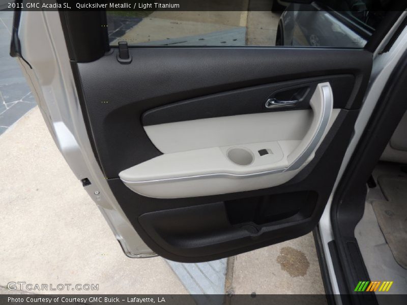 Quicksilver Metallic / Light Titanium 2011 GMC Acadia SL