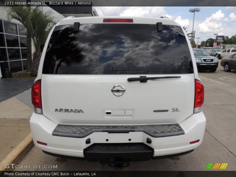 Blizzard White / Almond 2011 Nissan Armada SL