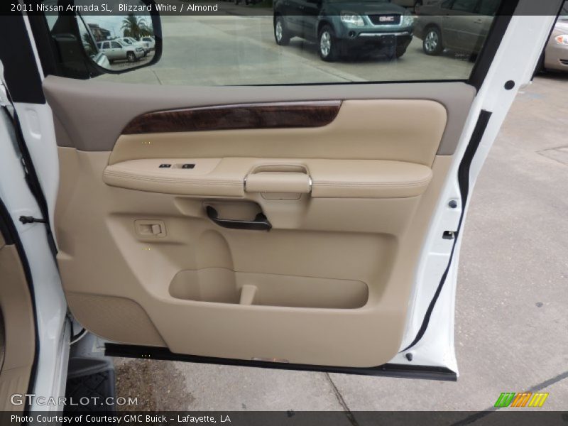 Blizzard White / Almond 2011 Nissan Armada SL