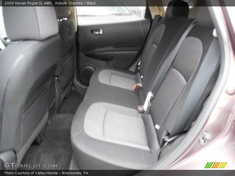 Rear Seat of 2009 Rogue SL AWD