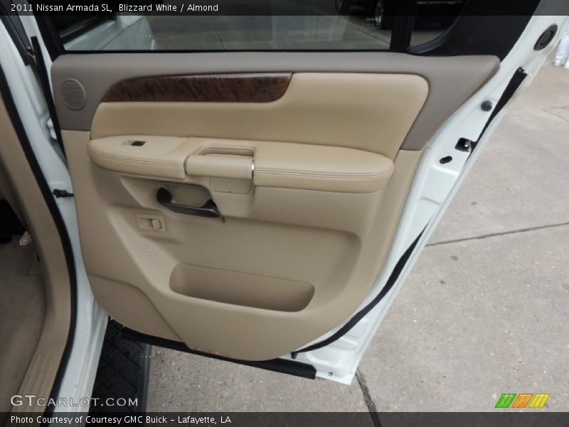 Blizzard White / Almond 2011 Nissan Armada SL