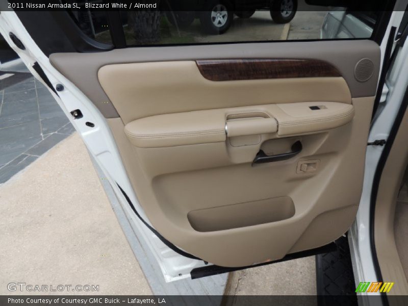 Blizzard White / Almond 2011 Nissan Armada SL