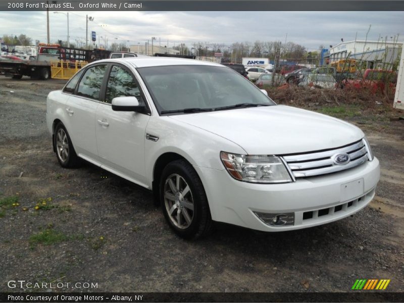 Oxford White / Camel 2008 Ford Taurus SEL