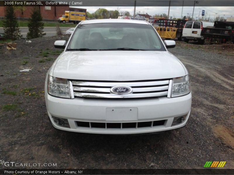 Oxford White / Camel 2008 Ford Taurus SEL