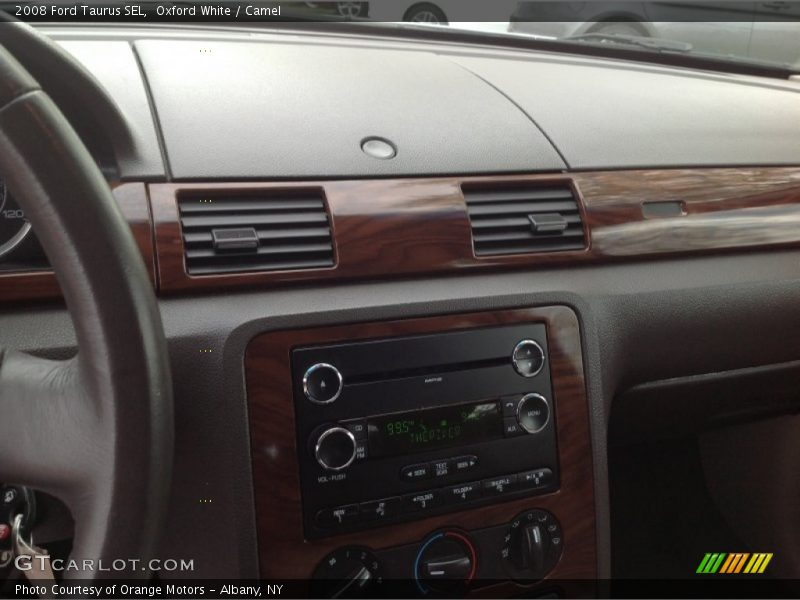 Oxford White / Camel 2008 Ford Taurus SEL