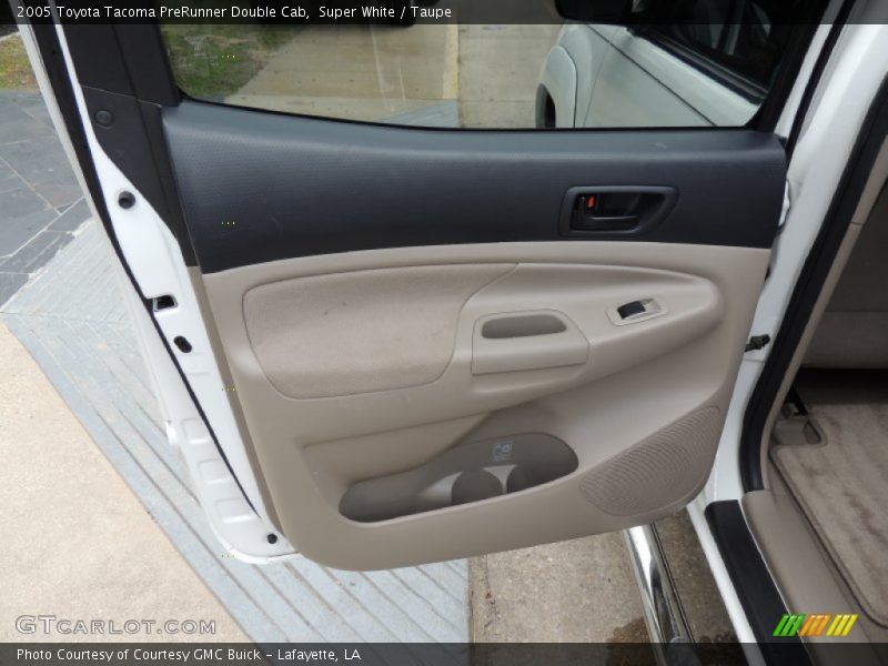 Super White / Taupe 2005 Toyota Tacoma PreRunner Double Cab