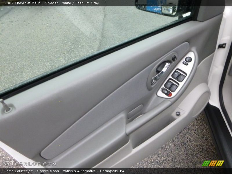 White / Titanium Gray 2007 Chevrolet Malibu LS Sedan