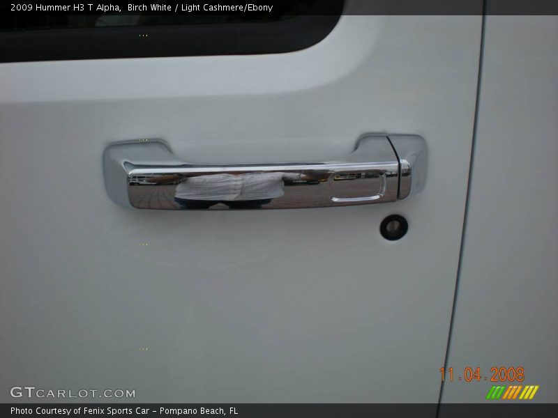 Birch White / Light Cashmere/Ebony 2009 Hummer H3 T Alpha