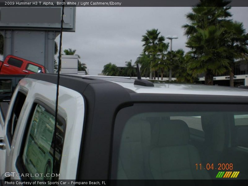Birch White / Light Cashmere/Ebony 2009 Hummer H3 T Alpha