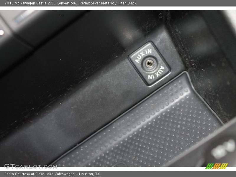 Reflex Silver Metallic / Titan Black 2013 Volkswagen Beetle 2.5L Convertible