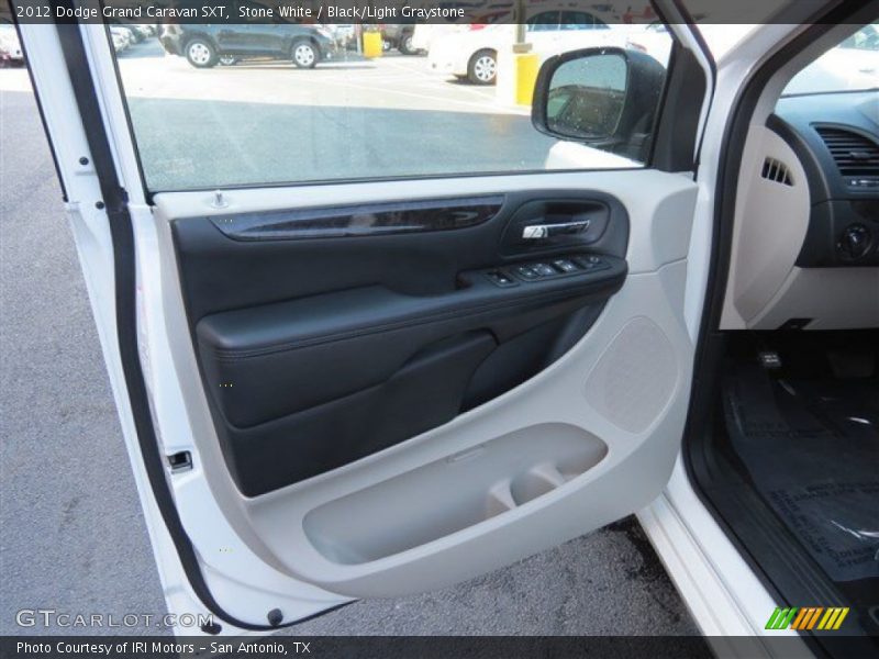 Stone White / Black/Light Graystone 2012 Dodge Grand Caravan SXT