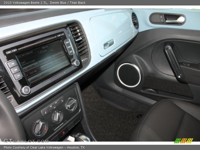 Denim Blue / Titan Black 2013 Volkswagen Beetle 2.5L