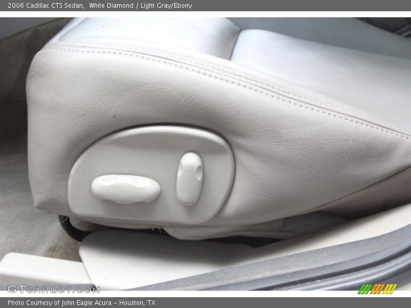 White Diamond / Light Gray/Ebony 2006 Cadillac CTS Sedan