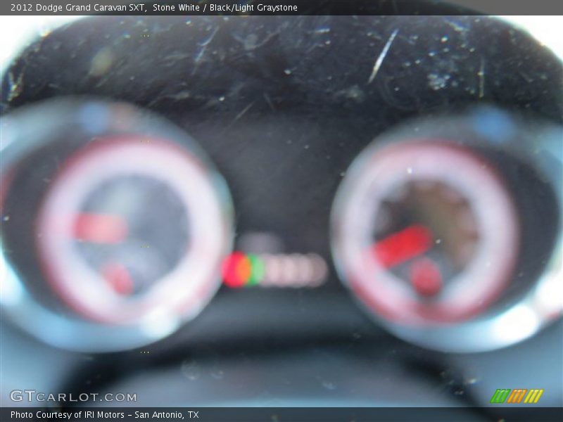 Stone White / Black/Light Graystone 2012 Dodge Grand Caravan SXT