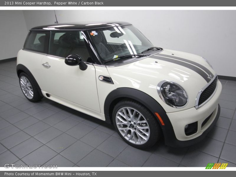 Pepper White / Carbon Black 2013 Mini Cooper Hardtop