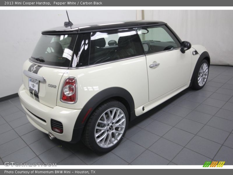 Pepper White / Carbon Black 2013 Mini Cooper Hardtop