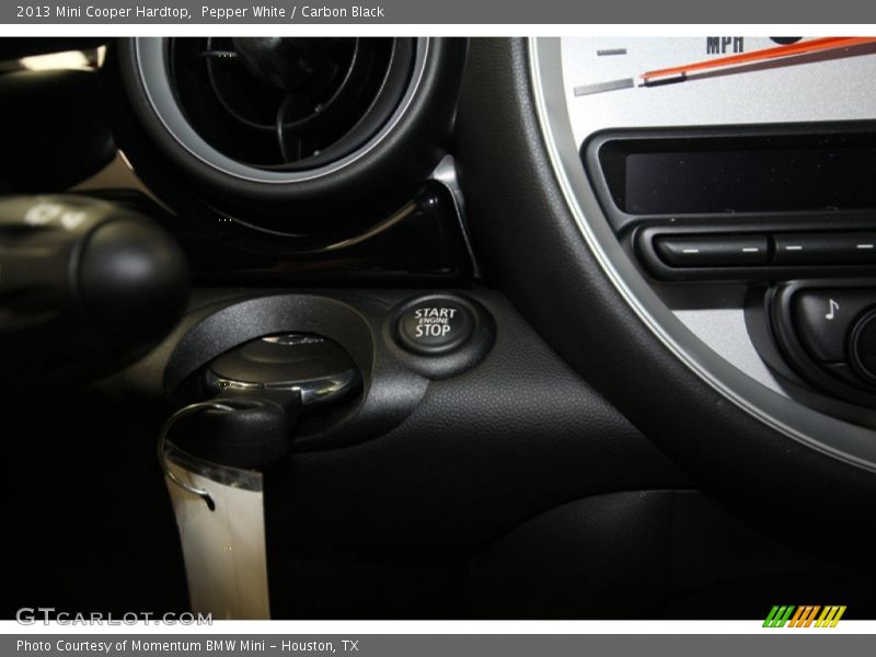 Pepper White / Carbon Black 2013 Mini Cooper Hardtop