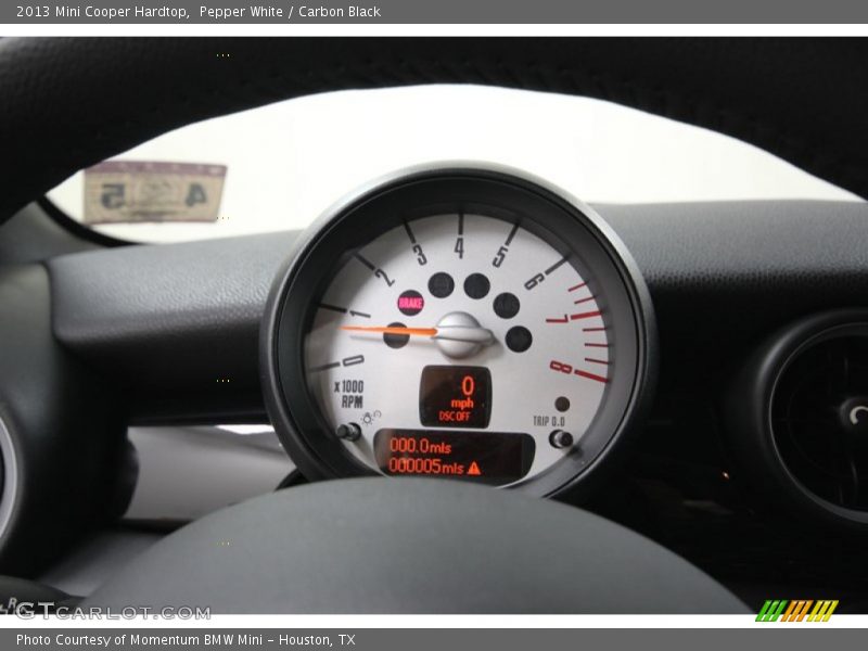 Pepper White / Carbon Black 2013 Mini Cooper Hardtop