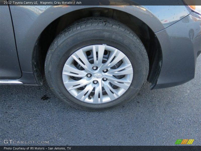 Magnetic Gray Metallic / Ash 2012 Toyota Camry LE