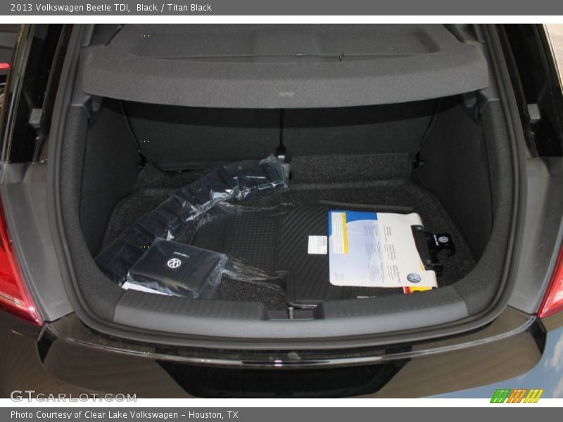 Black / Titan Black 2013 Volkswagen Beetle TDI