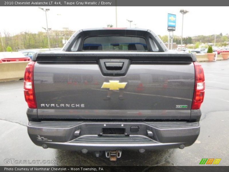Taupe Gray Metallic / Ebony 2010 Chevrolet Avalanche LT 4x4