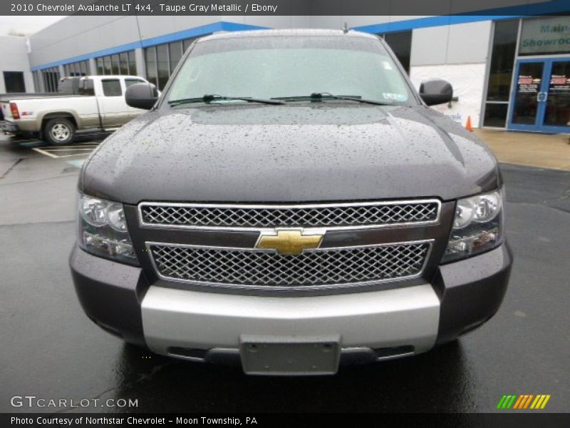 Taupe Gray Metallic / Ebony 2010 Chevrolet Avalanche LT 4x4